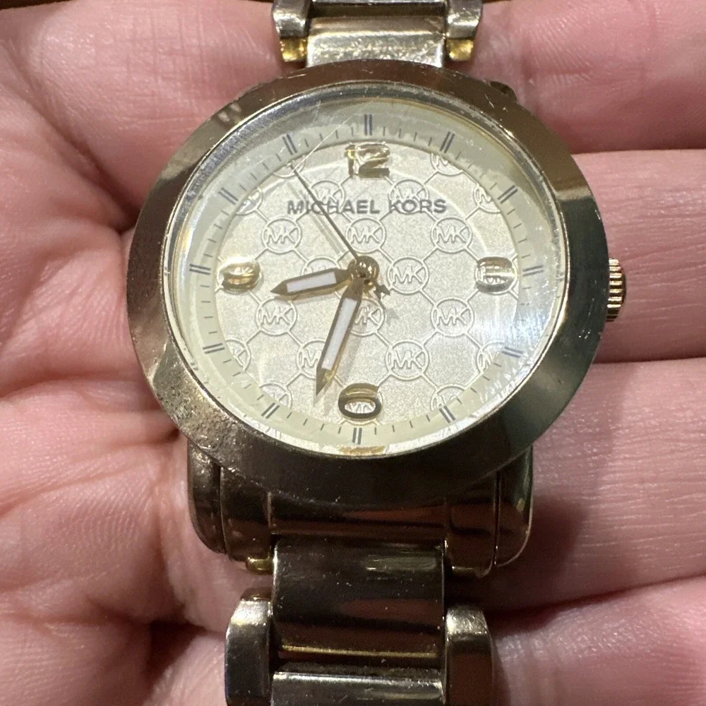 *Running* Michael Kors MK3158 Gold Tone Stainless Women's Watch For Small Wrist